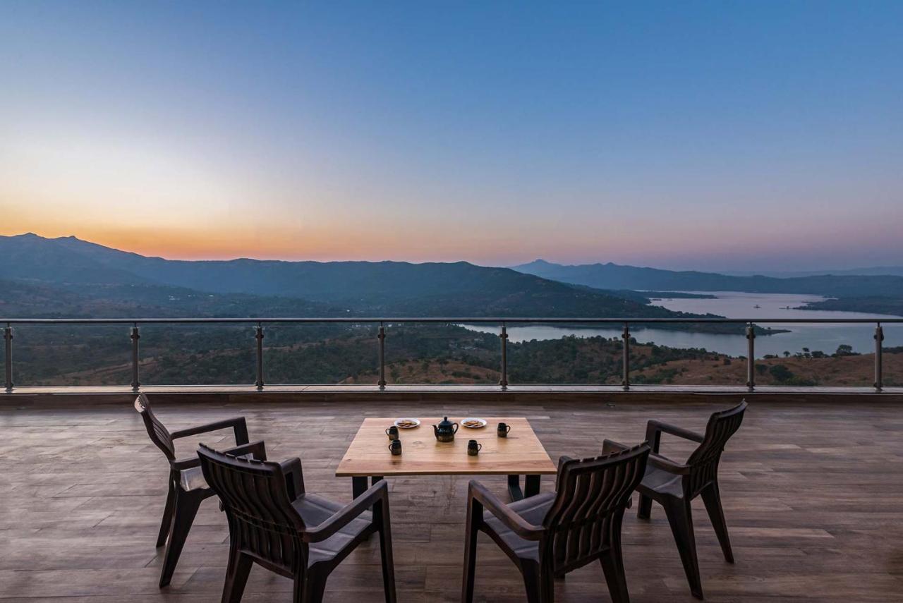 Eyes On The Lake By Stayvista - A Hillside Villa With A Captivating View Of The River Púna Exteriér fotografie